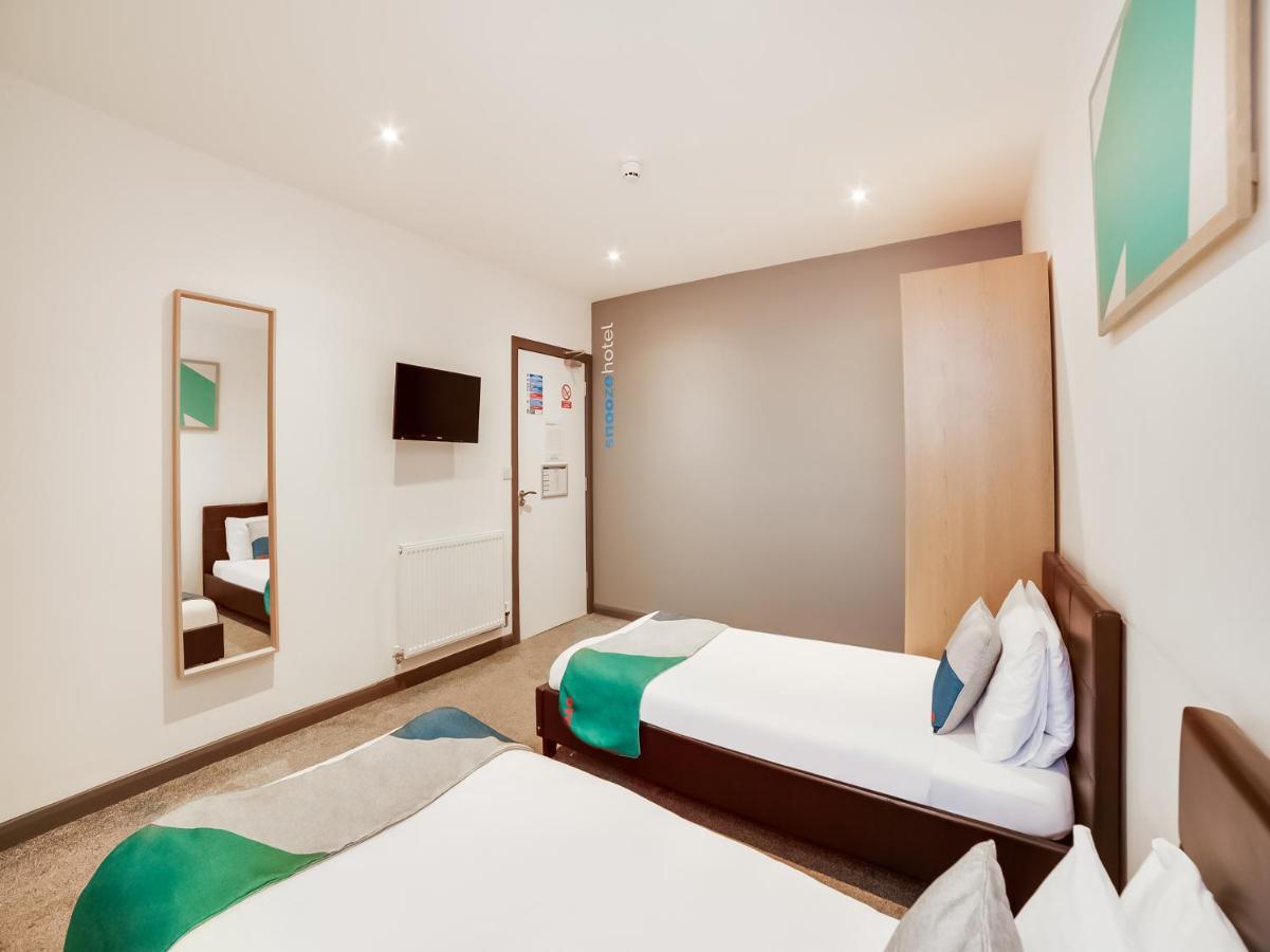 Snooze Hotel Corby Room photo